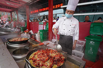 China-Jiangsu-Xuyi-in-Crayfish Festival (CN)