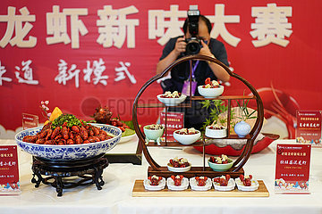 China-Jiangsu-Xuyi-in-Crayfish Festival (CN)