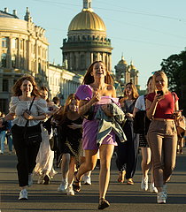 Russland-st. Petersburg-Scaret Segel Festival