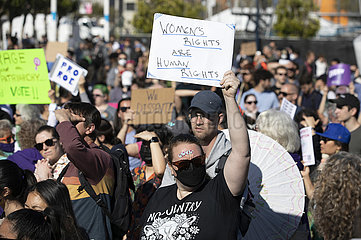 U.S.-CALIFORNIA-SUPREME COURT-ABORTION RIGHTS-PROTEST