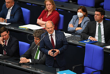Deutschland-Berlin-Schmolz-Bundestag-Frage-Sitzung Deutschland-Berlin-Schmolz-Bundestag-Frage-Befragung