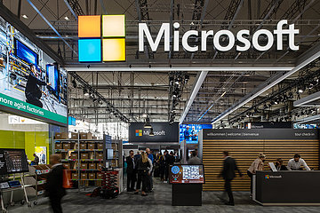 Deutschland  Hannover - Hannover-Messe  Messestand von Microsoft