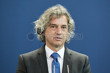 Berlin  Deutschland - Der slowenische Ministerpraesident Robert Golob bei einer Pressekonferenz im Kanzleramt.