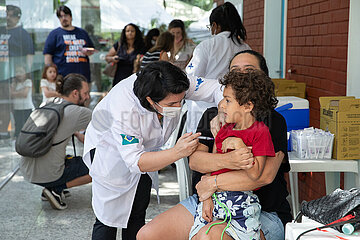 Brasilien-Rio de Janeiro-Covid-19-Chinese-Impfstoffe