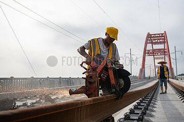 China-Hunan-Railway-Bridge-Konstruktion (CN)