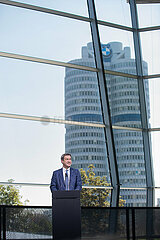 Jubiläumsfeier 50 Jahre BMW Hochhaus in München