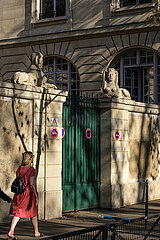 France. Paris (75) (4th district). Hotel Fieubet (Massillon school)  at 2 and 2bis  quai des Celestins. Two sphinxes (queen-headed sphinxes) frame the entrance gate