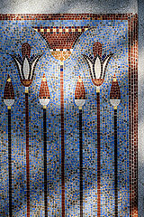 Frankreich. Paris (75) (10. Bezirk) Der Luxor -Kinoraum  Magenta Boulevard (Architekt: Henri Zipcy). Mosaikdekoration an der Fassade