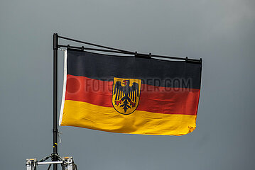 Deutschland  Warendorf - Die Bundesdienstflagge ist die Dienstflagge der Bundesbehoerden und diesen vorbehalten
