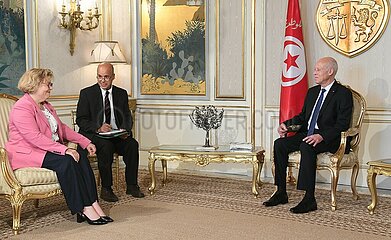 Tunesien-Tunis-Präsident-U.S.-assistierter Sekretär des Staatentreffens