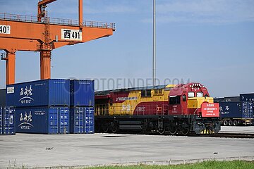 China-Shaanxi-Europe-Freight-Training (CN)