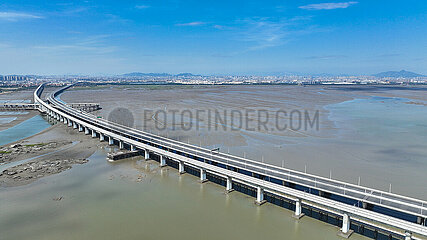 China-Fujian-Xiamen-Railway Construction (CN)