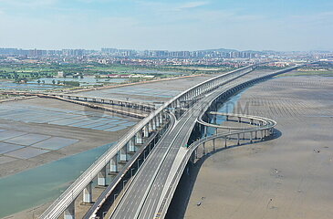 China-Fujian-Xiamen-Railway Construction (CN)