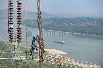 China-Chongqing-Kraft-Übertragungsverdrahtung (CN)