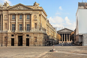 Frankreich. Paris (75) 31. März 2020 - Concorde Square  Royale Street und die Madeleine -Kirche unter Covid -19 -Eindämmung