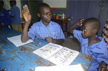UGANDA-KAMPALA-EDUCATION-SIGN LANGUAGE