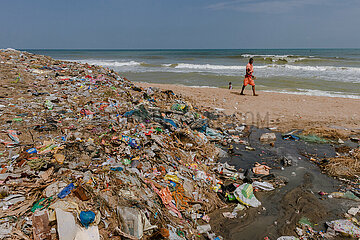 Aftermath of the Cyclone in India: Platic Pollution