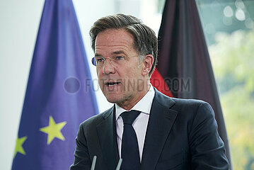 Berlin  Deutschland - Der niederlaendische Ministerpraesident Mark Rutte bei einer Pressekonferenz im Kanzleramt.