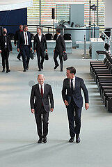 Berlin  Deutschland - Bundeskanzler Olaf Scholz und der niederlaendische Ministerpraesident Mark Rutte im Kanzleramt.