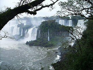 Iguaz?-Wasserfaelle