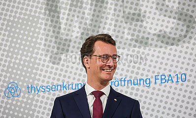 ThyssenKrupp Steel  NRW Ministerpraesident Hendrik Wuest  Eroeffnung  Feuerbeschichtungsanlage 10  Dortmund  Nordrhein-Westfalen  Deutschland