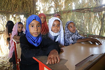 Jemen-Hajjah-Makeshift-Klassenzimmer