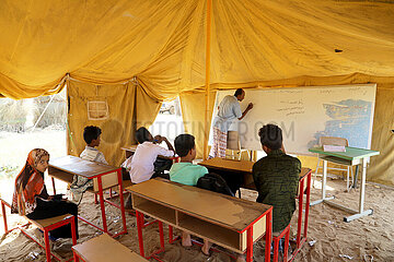 Jemen-Hajjah-Makeshift-Klassenzimmer