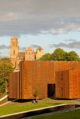 FRANCE. AVEYRON (12) RODEZ  CATHEDRAL AND SOULAGES MUSEUM