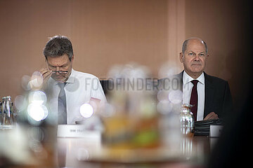 Robert Habeck  Olaf Scholz  cabinet meeting