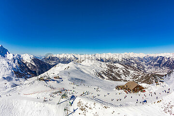 France. Hautes-Alpes (05)  Foret Blanche domaine  Risoul ski resort