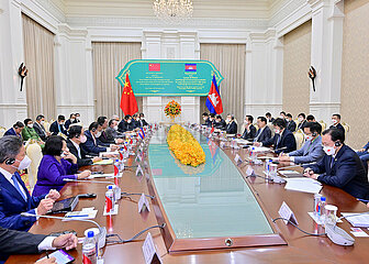 Cambodia-PHNOM Penh-li Keqiang-PM-Meeting