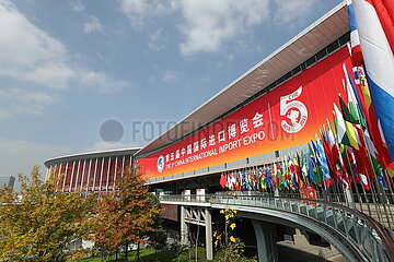 (CIIE) Xinhua Headlines-Xi Focus: Xi steuert die Import-Expo in die globale Plattform  um chinesische Möglichkeiten zu teilen