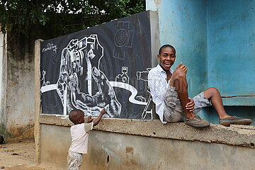 MOZAMBIQUE-MAPUTO-STREET ARTISTS