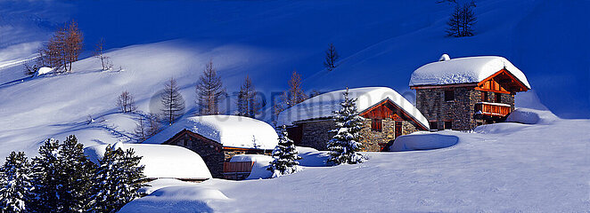 France  Alps. Savoie (73) Sainte Foy Tarentaise  alpine chalets in winter at an altitude of 1800 m