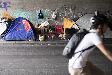 Soziale Schere  Obdachlosigkeit