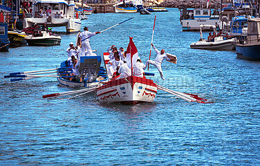France  Herault ( 34 ) Palavas les Flots  traditional jousting tournament over the sea in the harbour of Palavas les Flots