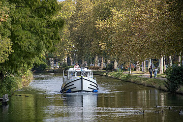 France. Haute-Garonne (31)  Toulouse. Houseboats on the Canal du Midi