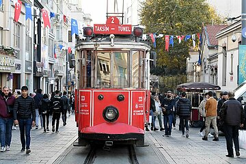 T?RKIYE-ISTANBUL-AVENUE-DAILY LIFE