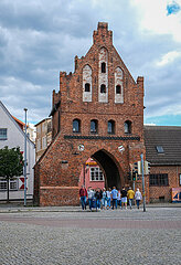 Stadttor  sanierte Altstadt  Hansestadt  Wismar  Mecklenburg-Vorpommern  Deutschland