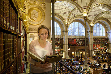 France. Paris (75) 2nd arrondissement. National Library of France (BNF). Richelieu website. INHA Library  Salle Labrouste. The Director of the INHA Library  Anne-Elisabeth Buxtorf