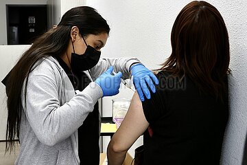 US-Kalifornien-Rosemad-Flu-Impfung