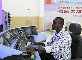 Xinhua Schlagzeilen: Die Zusammenarbeit mit China bringt eine bessere Infrastruktur  mehr Arbeitsplätze  nachhaltige Entwicklung nach Afrika