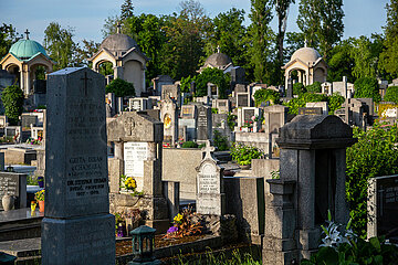 Kroatien  Zagreb - multikonfessioneller Zentralfriedhof Mirogoj  angelegt 1876 (k.u.k.-Monarchie) -1929  Graeber kroatischer buergerlichen Familien aus der k.u.k.-Zeit