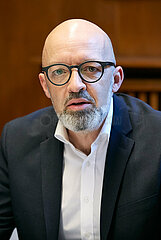 Berlin  Deutschland - Prof. Dr. Timo Wollmershaeuser nimmt Stellung zur Konjunkturprognose Winter 2022.