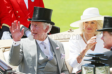 Ascot  Grossbritannien  HRH Prince Charles und seine Frau HRH Camilla Mountbatten Windsor  Duchess of Cornwall