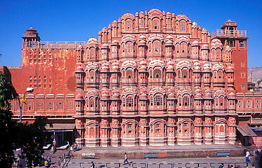INDIA. RAJASTHAN. JAIPUR. THE PALACE OF THE WINDS