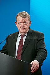 Berlin  Deutschland - Der daenische Aussenminister Lars Lokke Rasmussen bei einer Pressekonferenz im Aussenministerium.