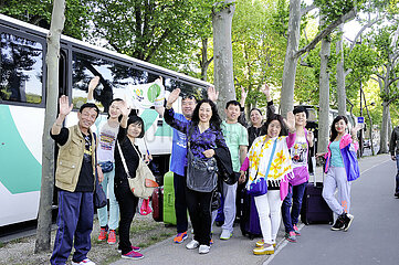 France  Paris (75) Chinese tourists on quays of the Seine