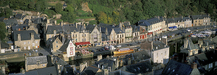 France  Brittany. Cotes d'Armor (22) Dinan  the old town on the Rance