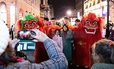 Serbien-Belastung-Chinese-Mond-Neujahrs-Celebration